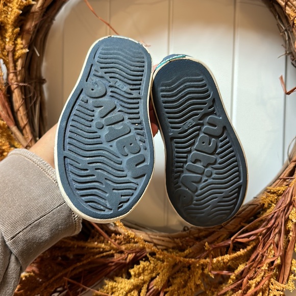 Native Shoes - Picture 5 of 5